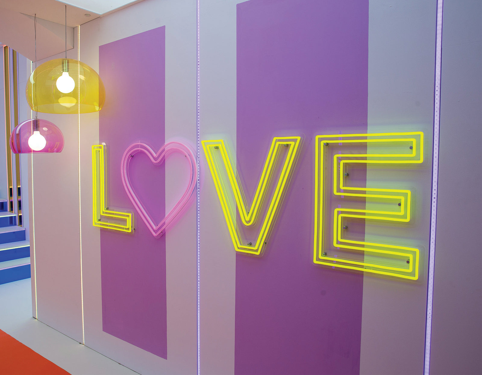 BAG&BONES bespoke neon sign displayed at an elegant wedding reception.